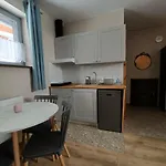 Проживание в семье Stajnia