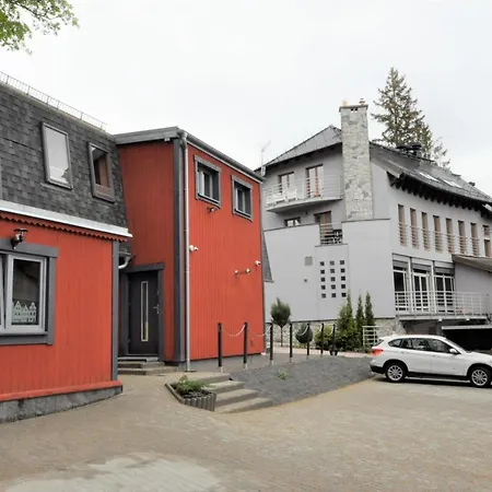 Stajnia Rum i privatbostad *